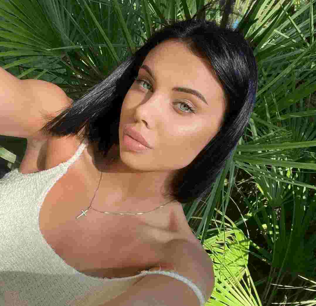 Beyoğlu Escortlarıyla Renkli Bir Gece İstanbul'un Eğlence Merkezinde Unutulmaz Anlar